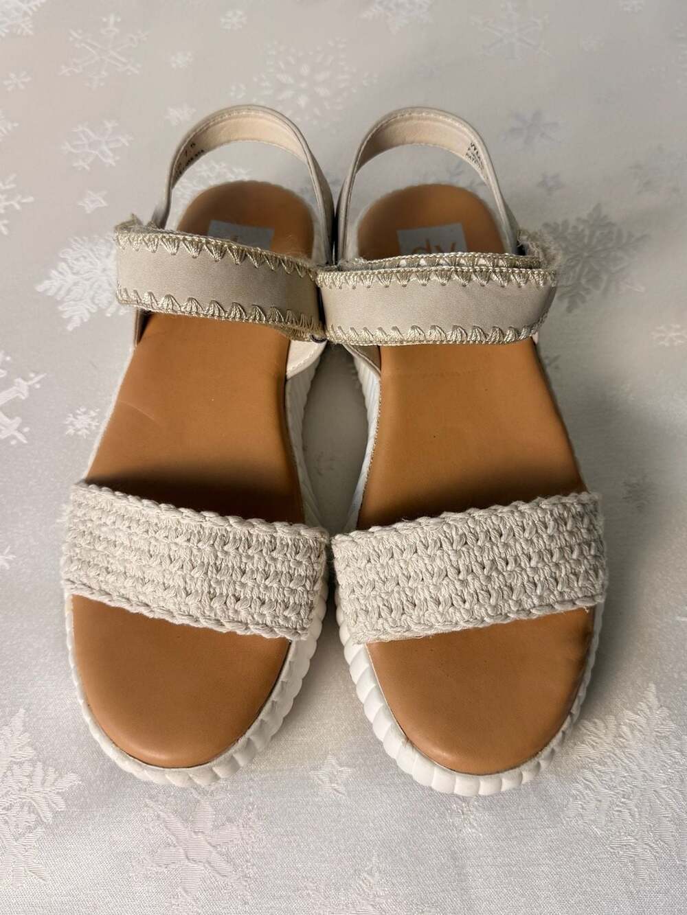 DV Dolce Vita Finesse Sandals Women’s 7.5 Cream Crochet Platform Boho Coastal